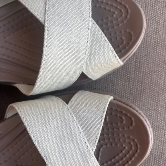CROCS Shoes Nwot Cream Colored Dual Comfort Crocs With Ankle Strap